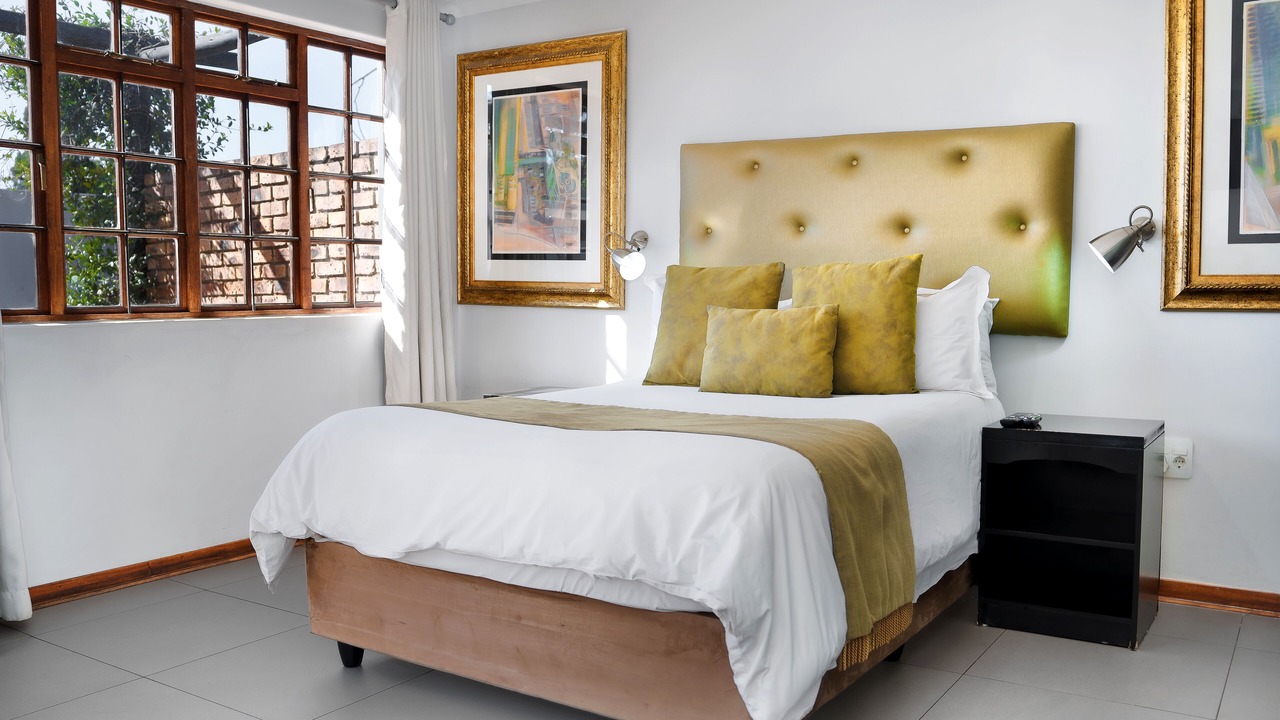 Photo of Bedroom in Emalahleni