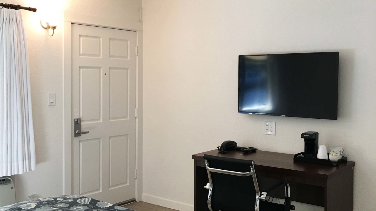 Photo of Bedroom in Walnut Creek