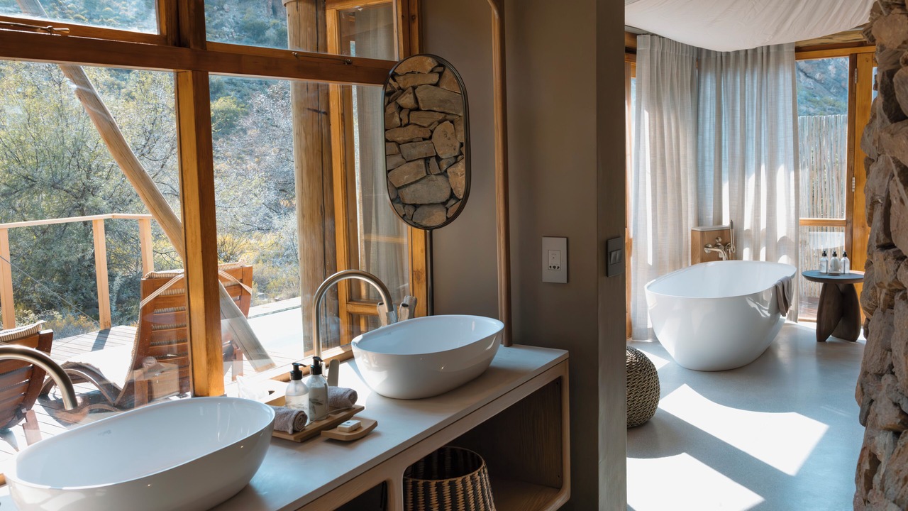 Photo of Bathroom in Barrydale