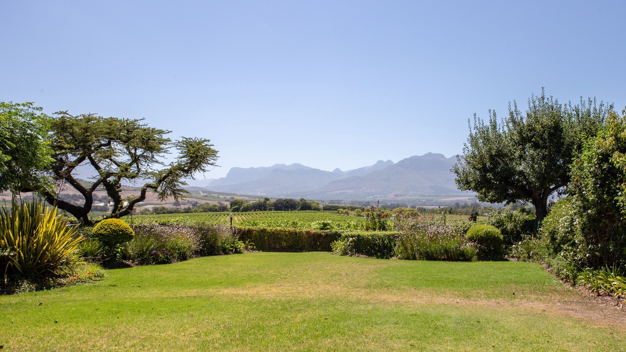 Photo of Outdoor in Trawal