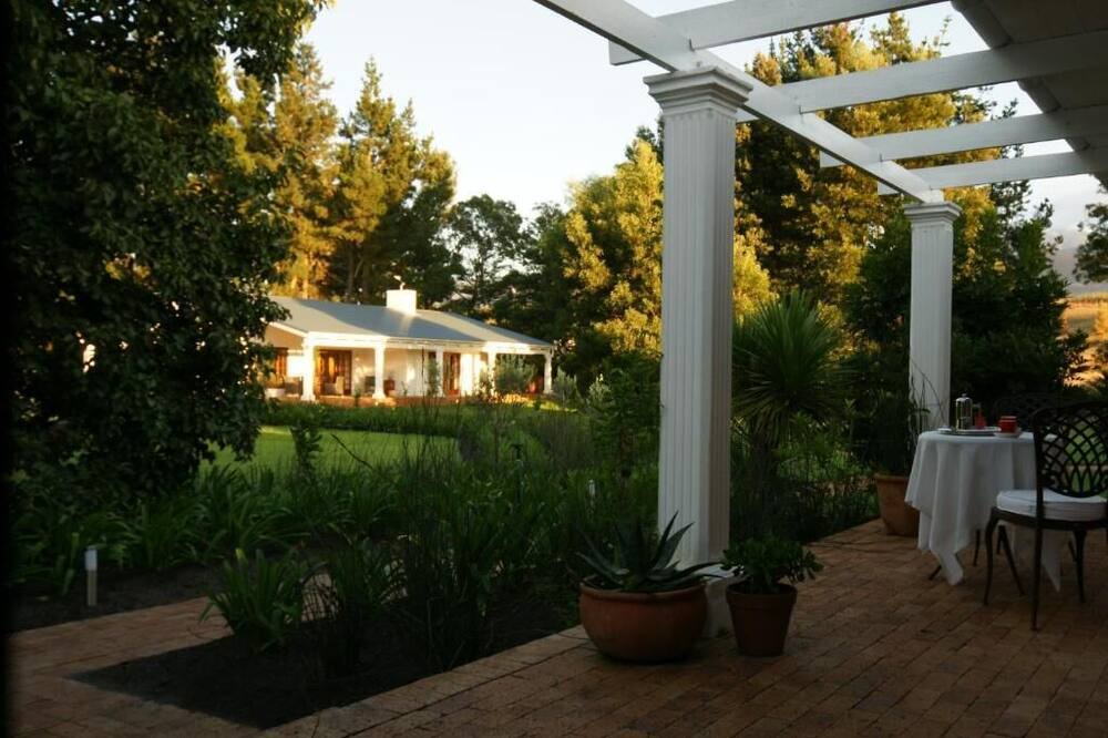 Photo of Outdoor in Elgin