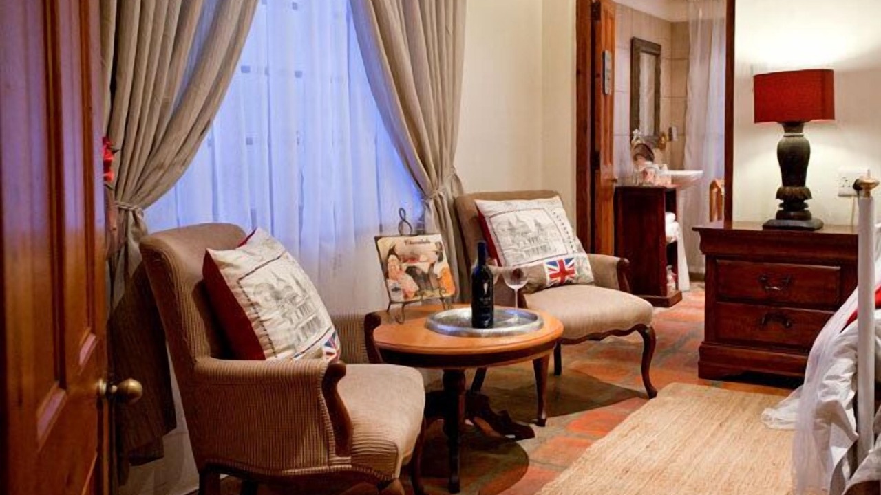 Photo of Bedroom in Oudtshoorn