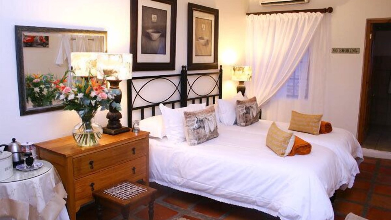 Photo of Bedroom in Oudtshoorn