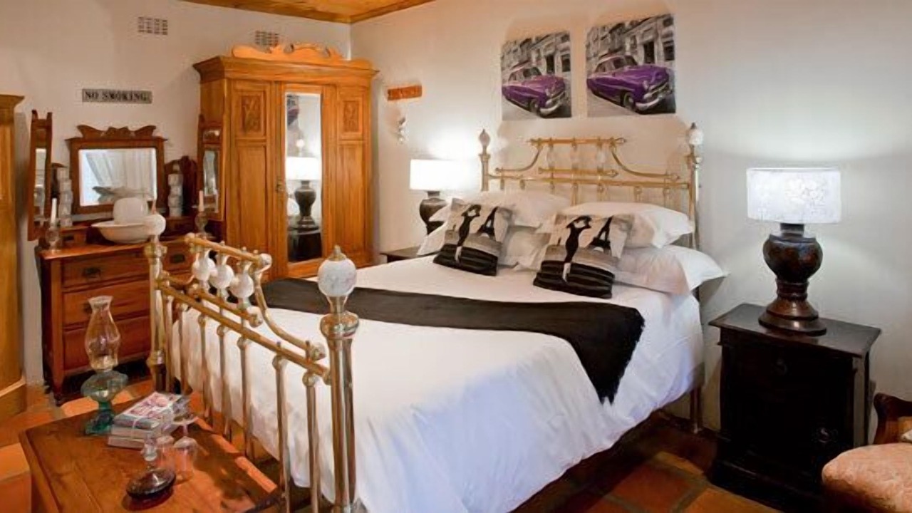 Photo of Bedroom in Oudtshoorn