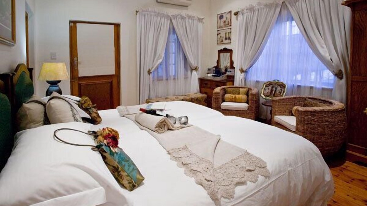 Photo of Bedroom in Oudtshoorn