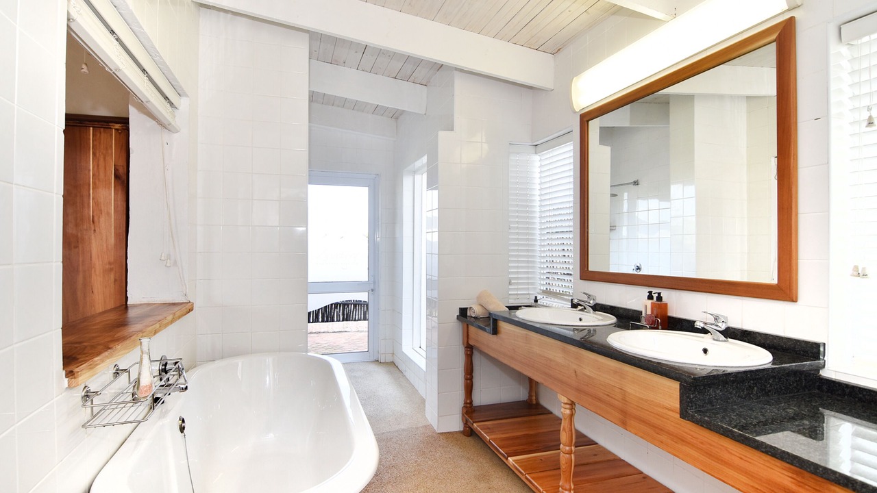 Photo of Bathroom in Addo