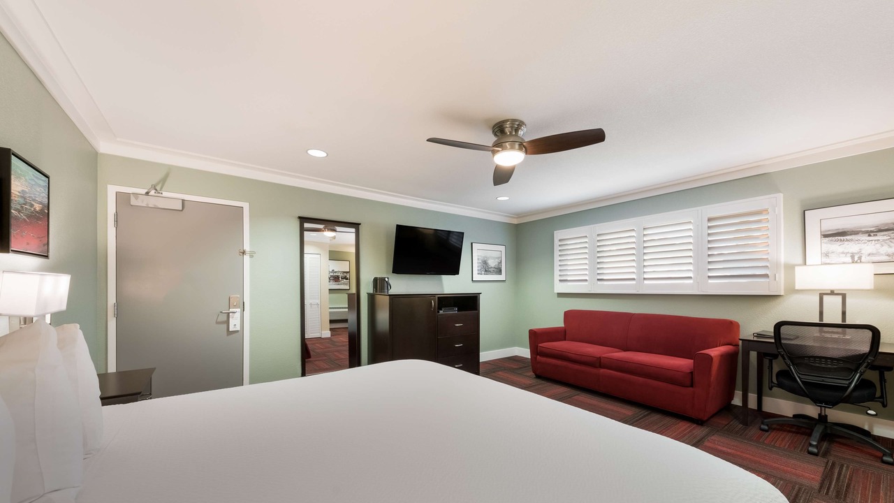 Photo of Bedroom in Los Gatos