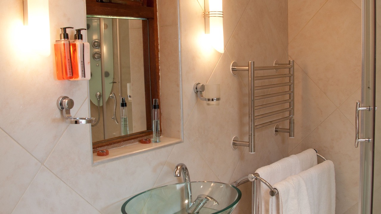 Photo of Bathroom in Raithby