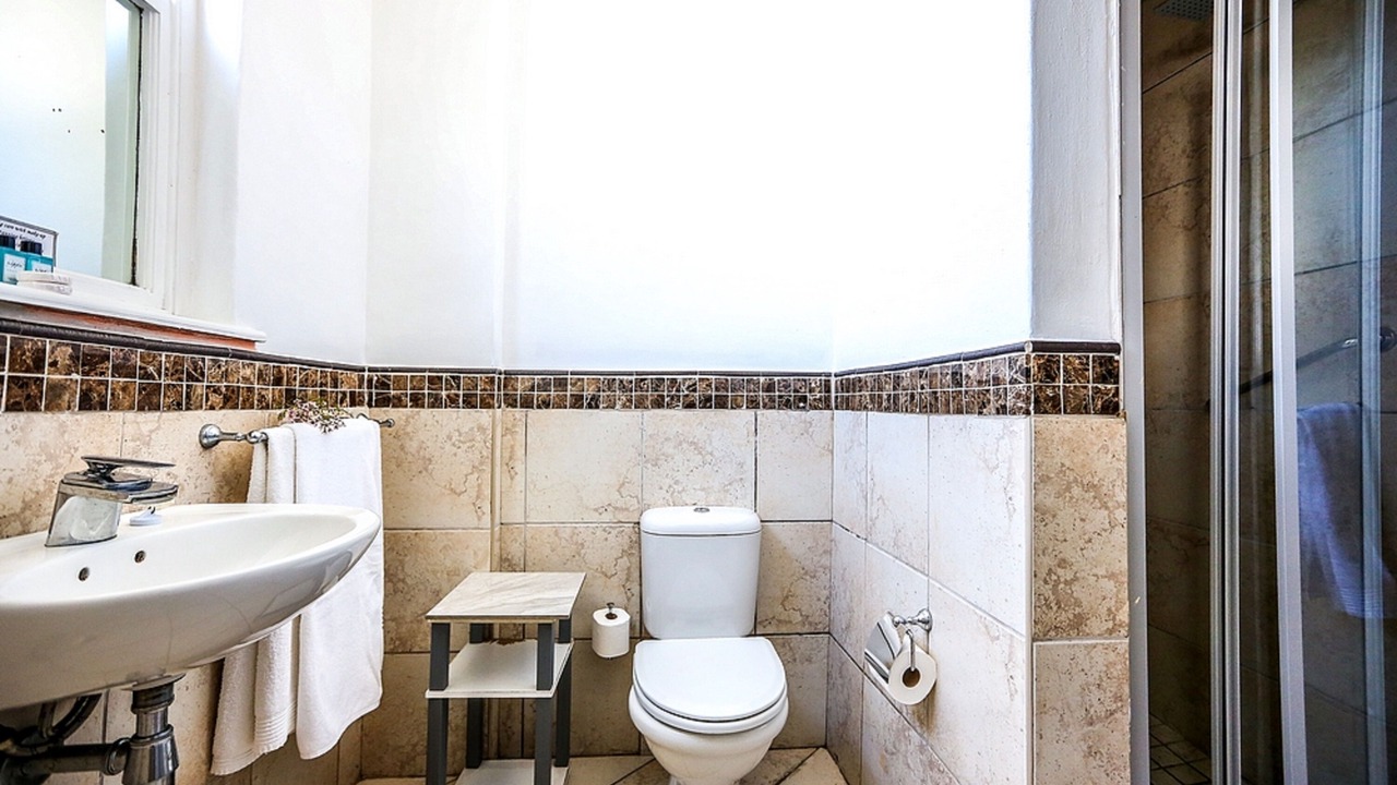 Photo of Bathroom in Westcliff