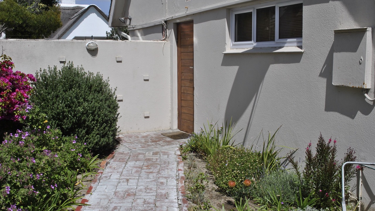Photo of Bedroom in Milnerton