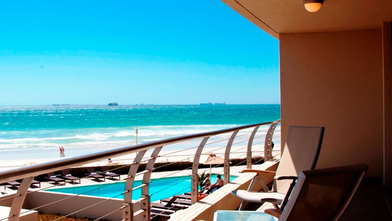 Photo of Patio Balcony in Lagoon Beach
