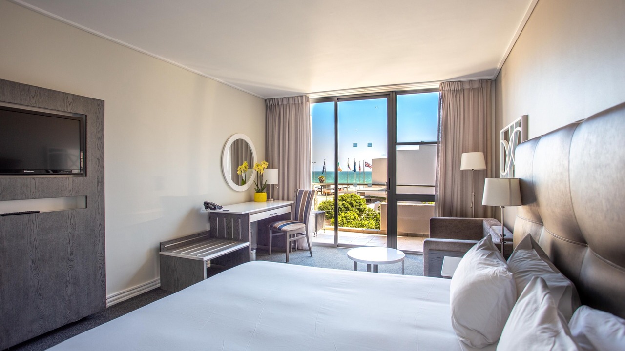Photo of Bedroom in Lagoon Beach