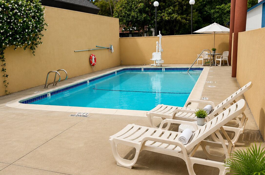 Photo of Outdoor in Martinez