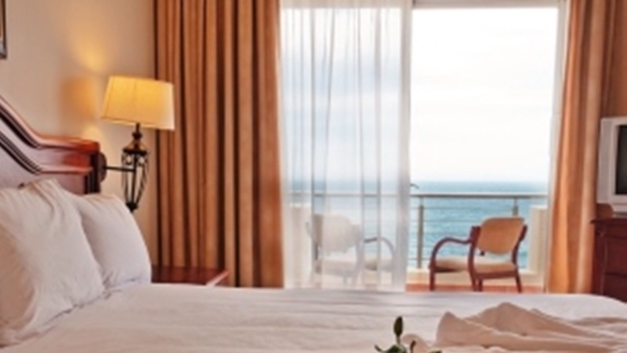 Photo of Bedroom in Quigney Beach