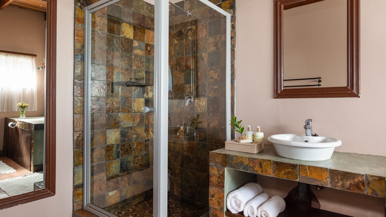 Photo of Bathroom in Greater Johannesburg Metropolitan Area