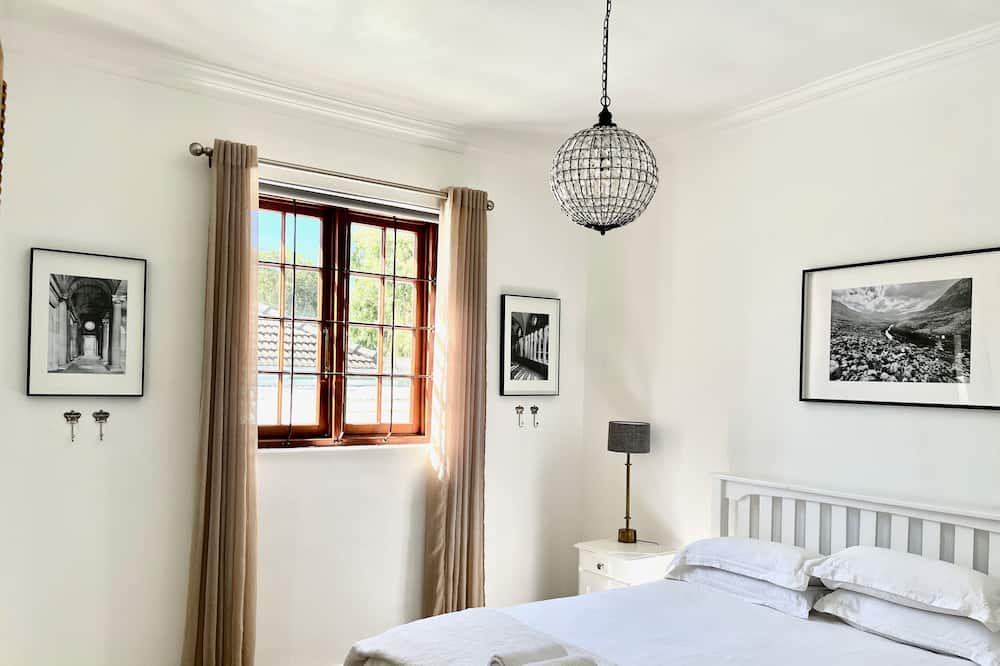 Photo of Bedroom in Newlands
