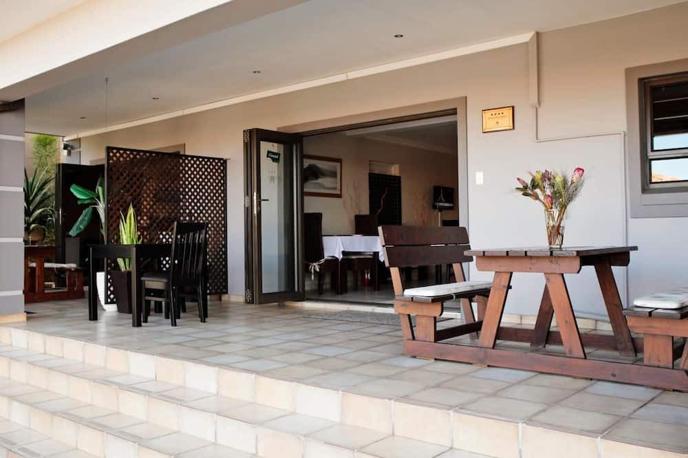 Photo of Patio Balcony in Kingsburgh
