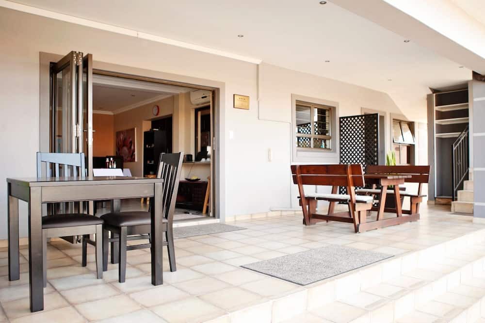 Photo of Patio Balcony in Kingsburgh