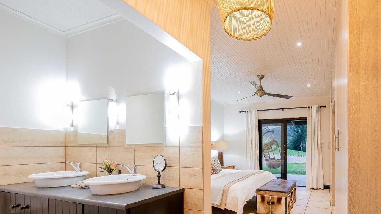 Photo of Bathroom in Oudtshoorn