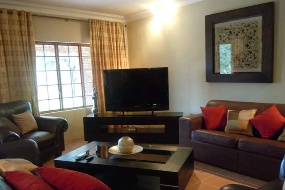 Photo of Livingroom in Pilanesberg National Park