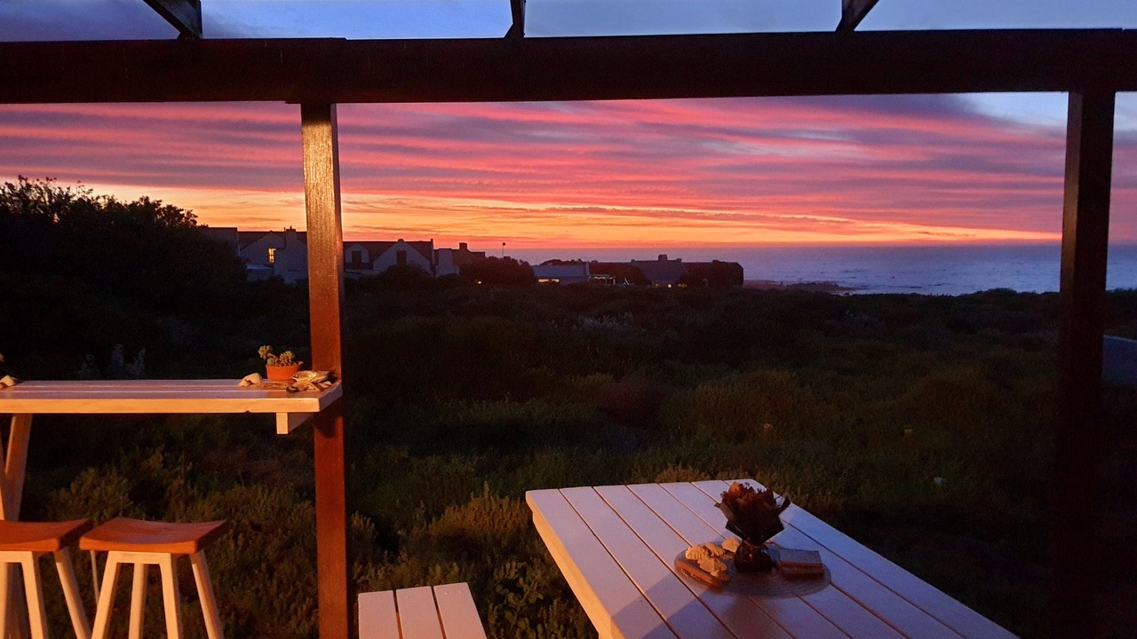 Photo of Patio Balcony in Grotto Bay