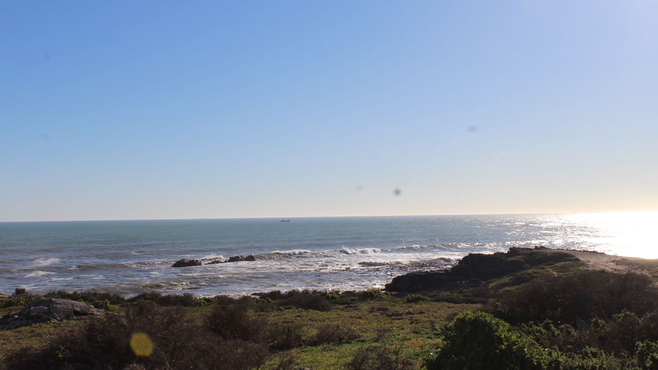 Photo of Others in Grotto Bay