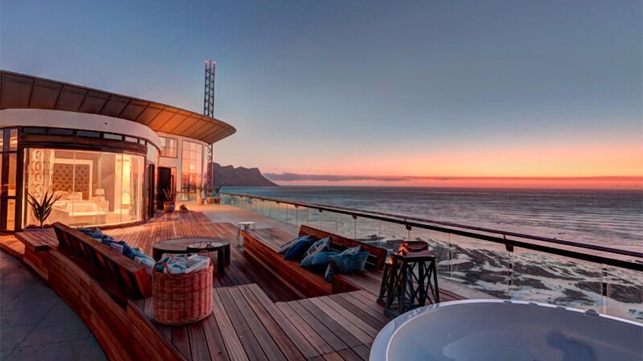 Photo of Outdoor in Strand