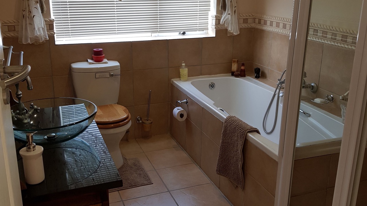 Photo of Bathroom in Great Brak River