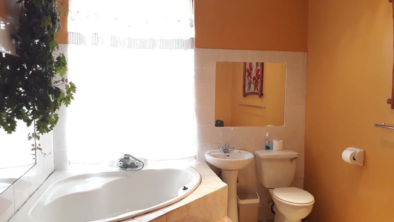 Photo of Bathroom in Standerton