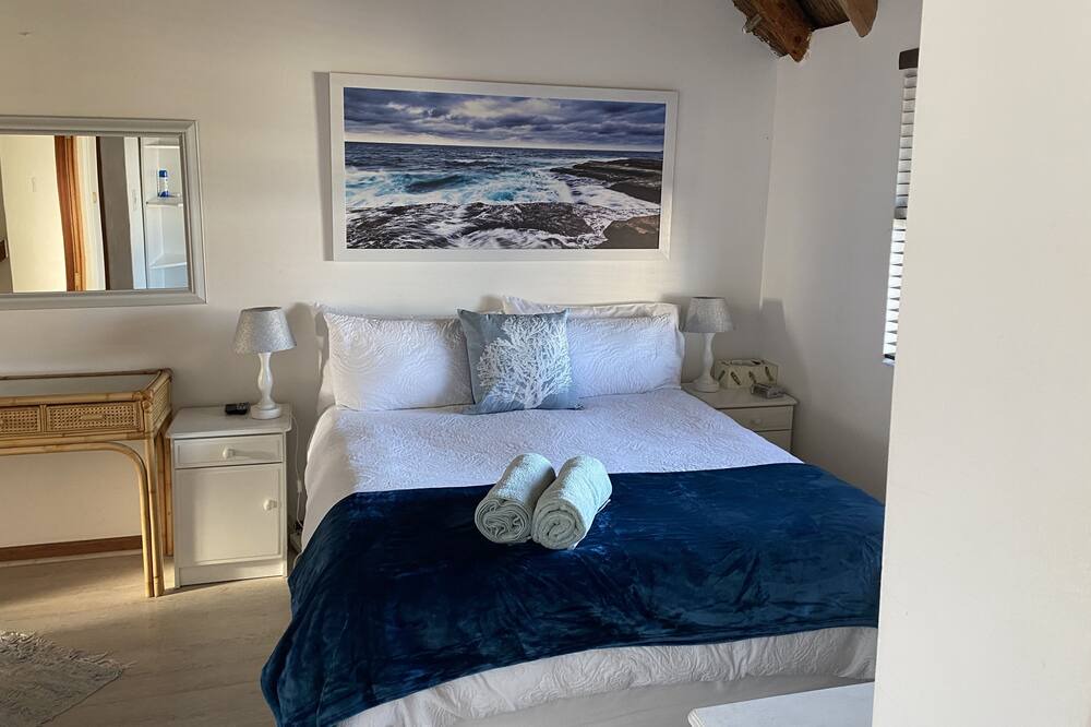 Photo of Bedroom in Shelley Point