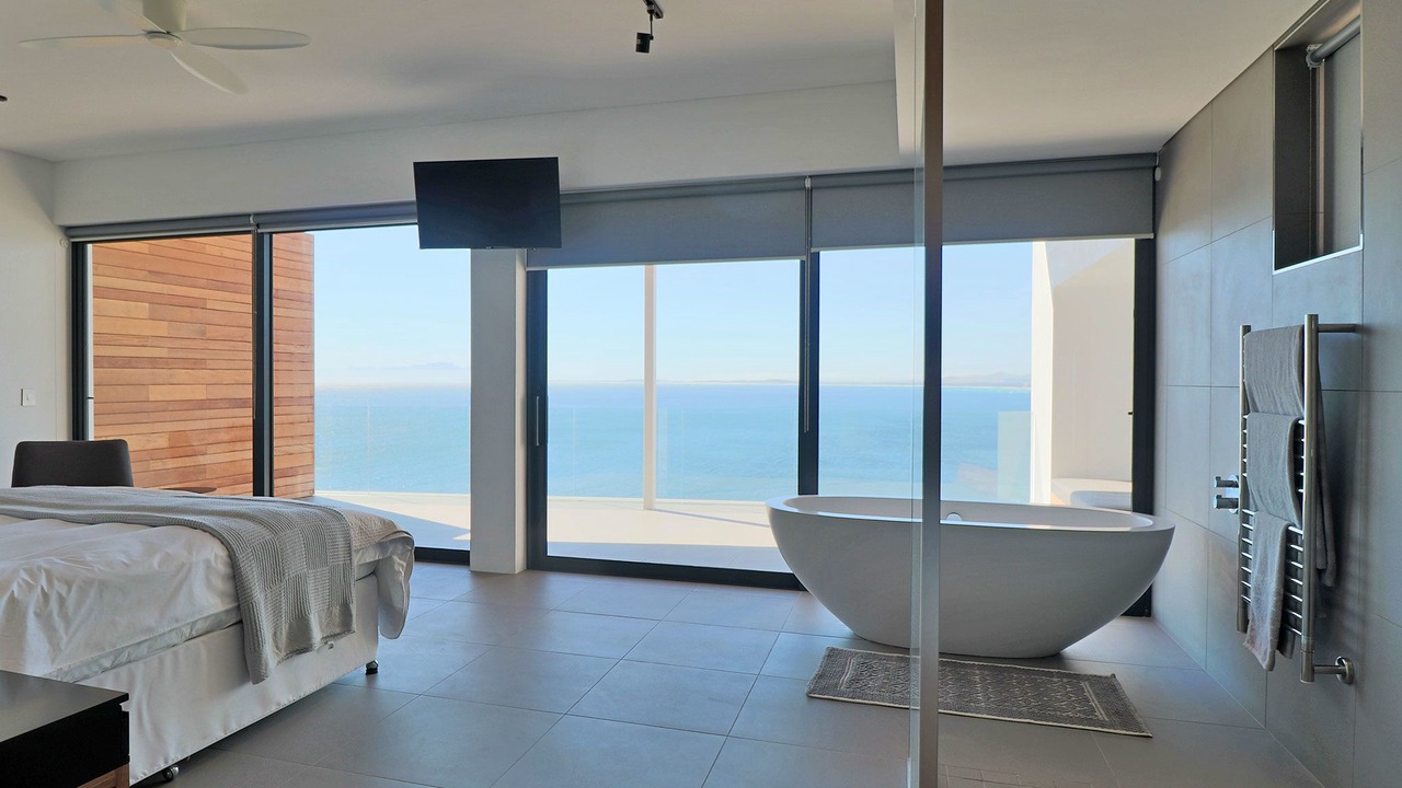 Photo of Bathroom in Mountainside