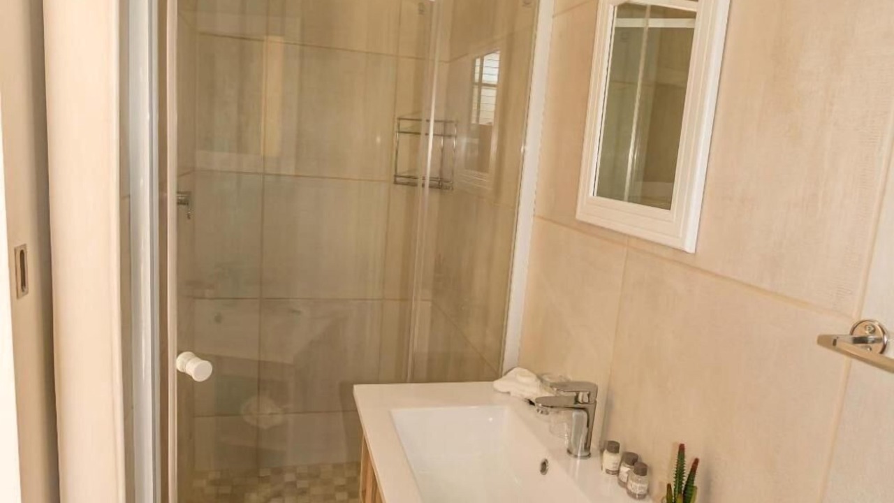 Photo of Bathroom in George