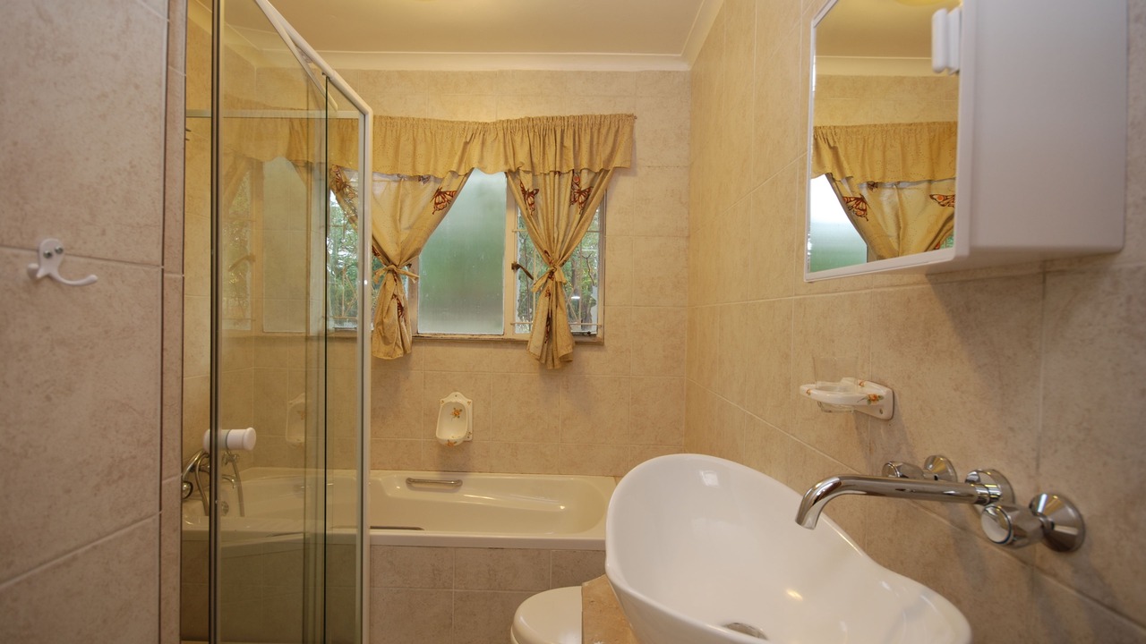 Photo of Bathroom in Greater Johannesburg Metropolitan Area