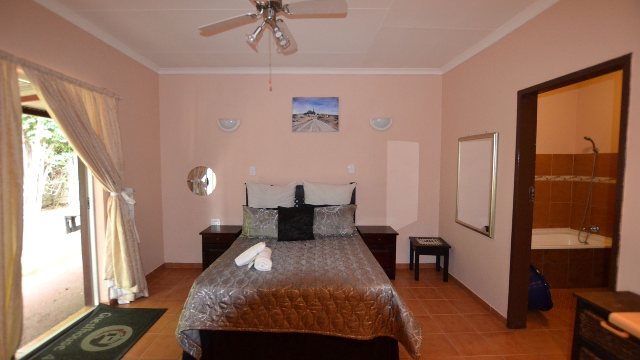 Photo of Bathroom in Emalahleni