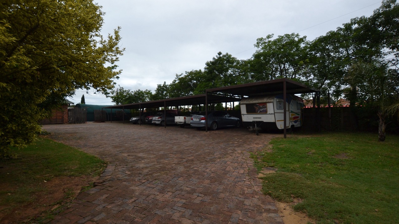 Photo of Others in Emalahleni