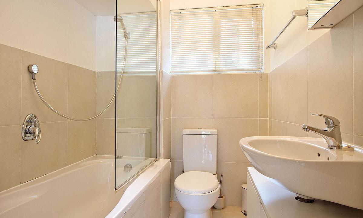 Photo of Bathroom in Mouille Point