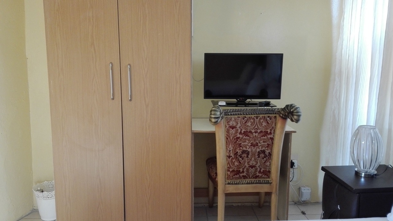 Photo of Bedroom in Moses Kotane