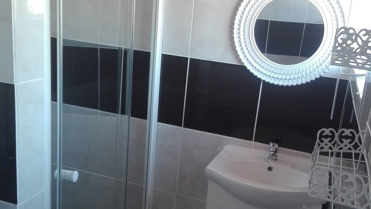 Photo of Bathroom in Moses Kotane