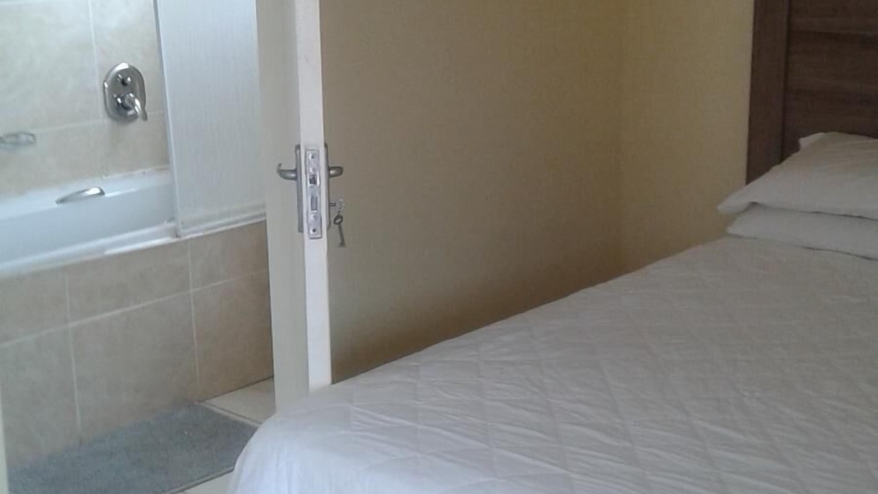 Photo of Bedroom in Moses Kotane
