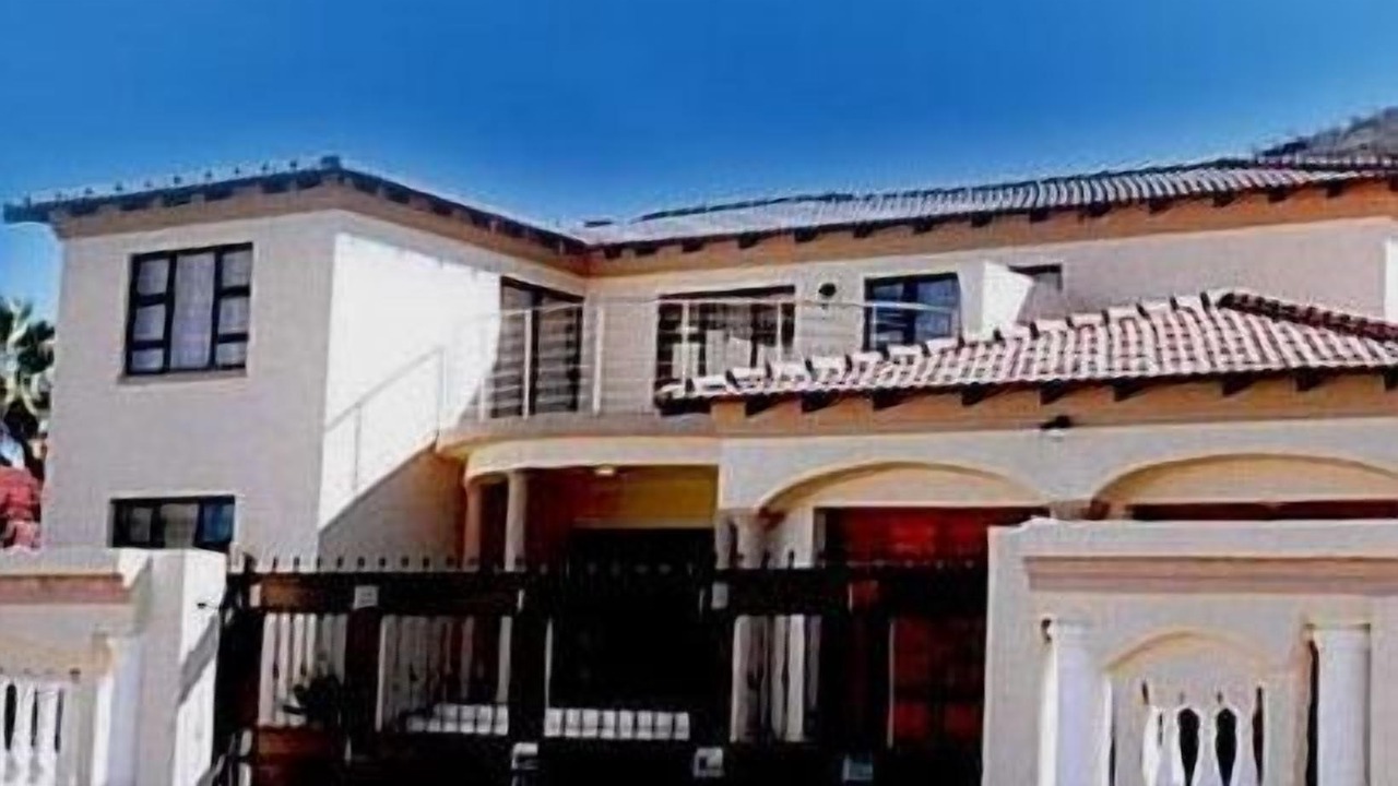 Photo of Outdoor in Moses Kotane