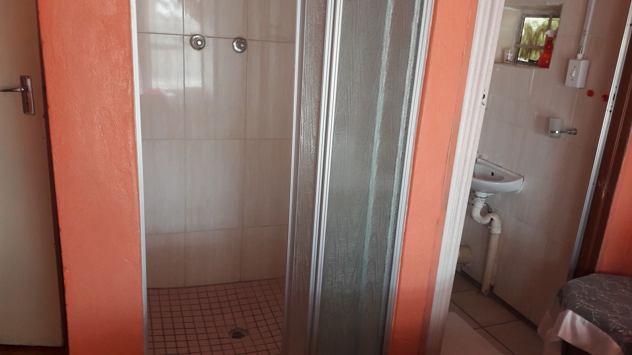 Photo of Bathroom in Moses Kotane