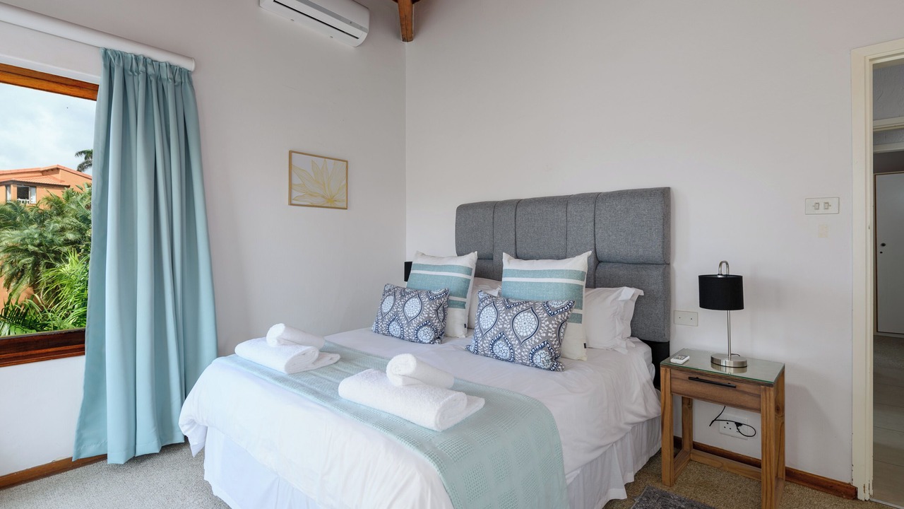 Photo of Bedroom in San Lameer