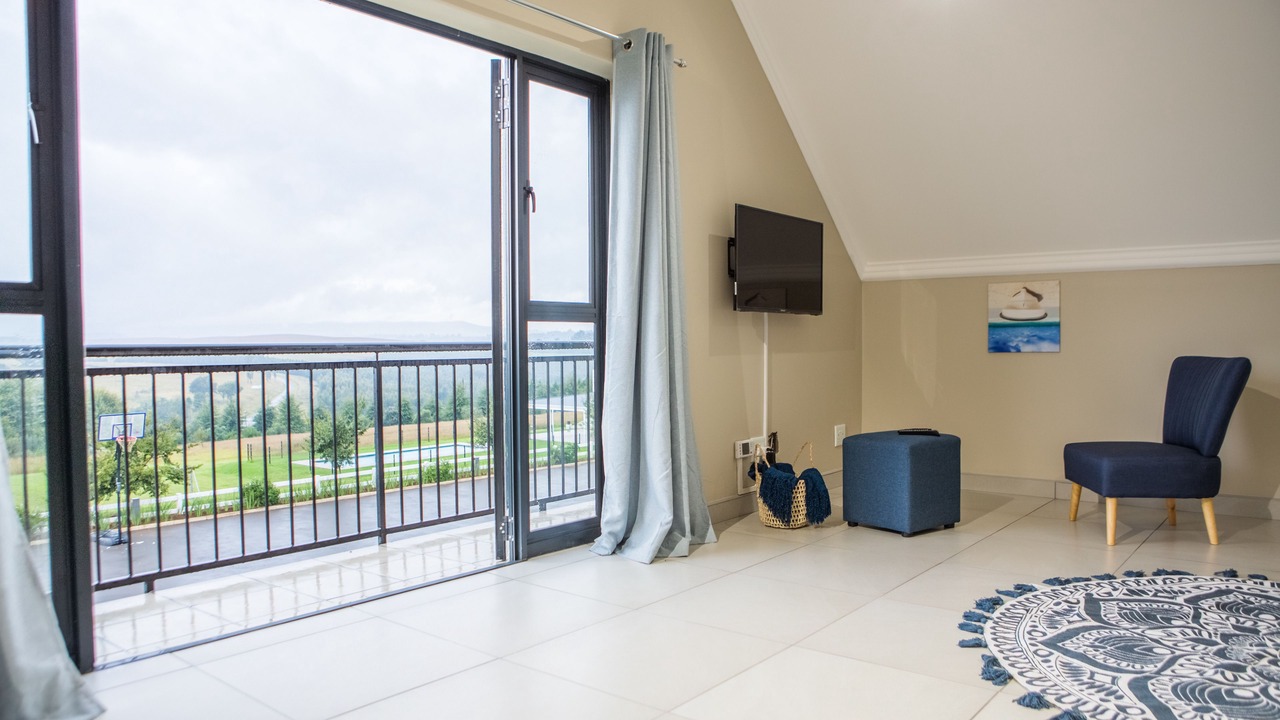 Photo of Livingroom in Hilton