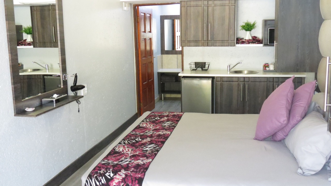 Photo of Bedroom in Roodeplaat