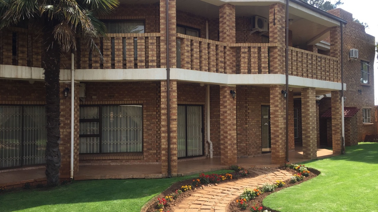 Photo of Outdoor in Daveyton