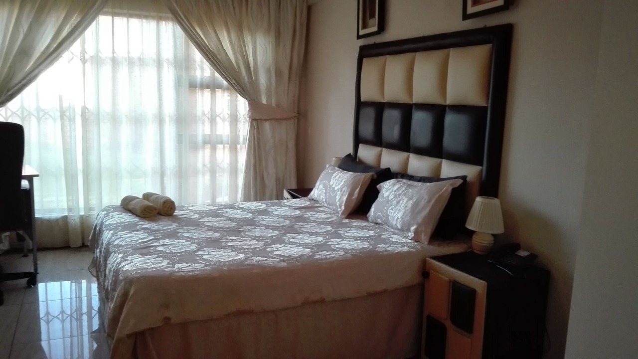 Photo of Outdoor in Daveyton