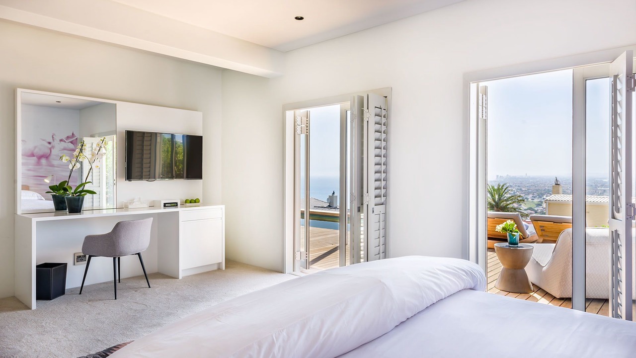 Photo of Bedroom in Mountainside