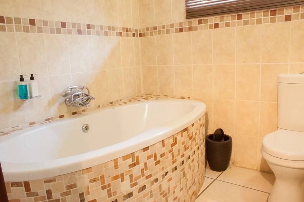 Photo of Bathroom in Moses Kotane