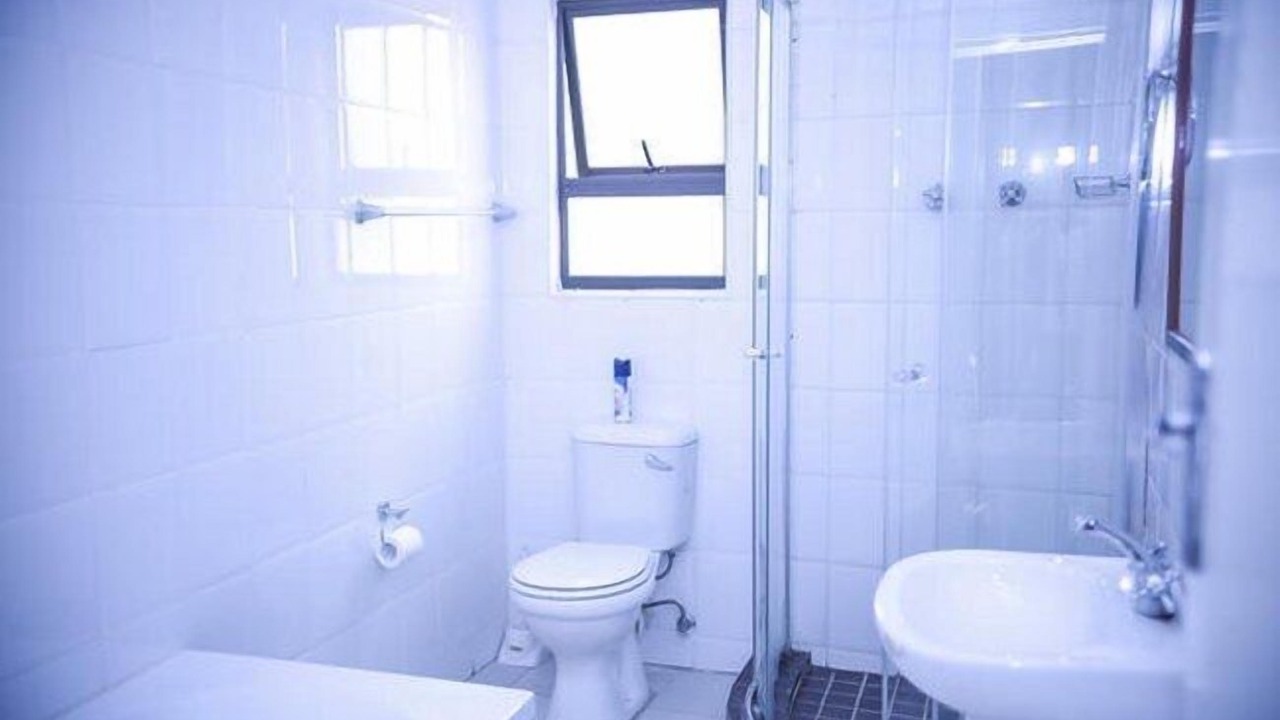 Photo of Bathroom in Pyramid