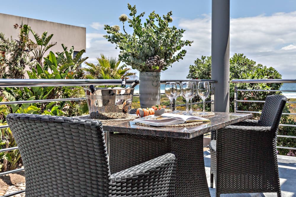 Photo of Patio Balcony in Sunset Beach